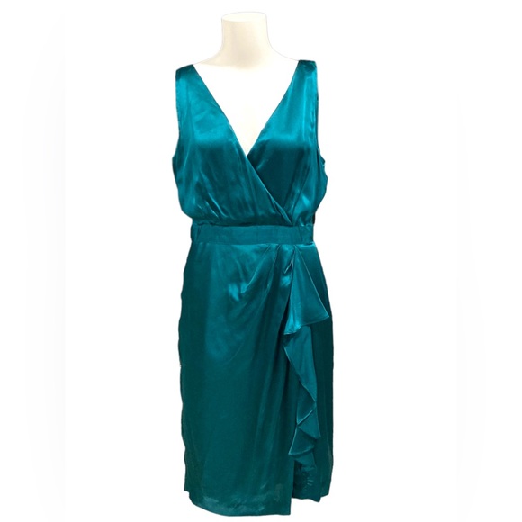 Banana Republic Dresses & Skirts - NWT Banana Republic women’s size 10 silk teal dress